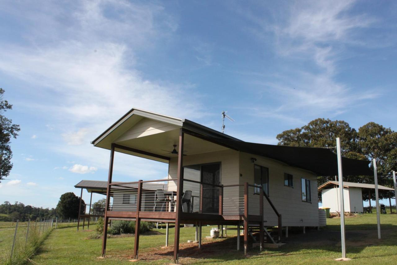 Valley Cabins By The Creek Imbil Esterno foto
