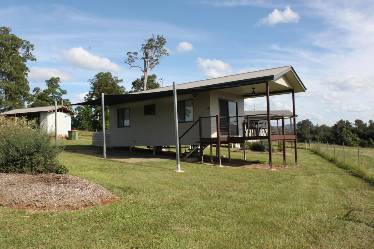 Valley Cabins By The Creek Imbil Esterno foto